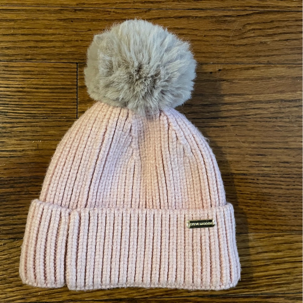 Steve Madden Light Pink Mauve Sweater Knit Beanie with Pom-Pom